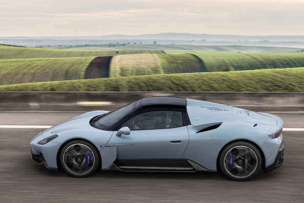 Essai de la Maserati MC20 Cielo : un roadster élégant à l’esprit racing Photo 3