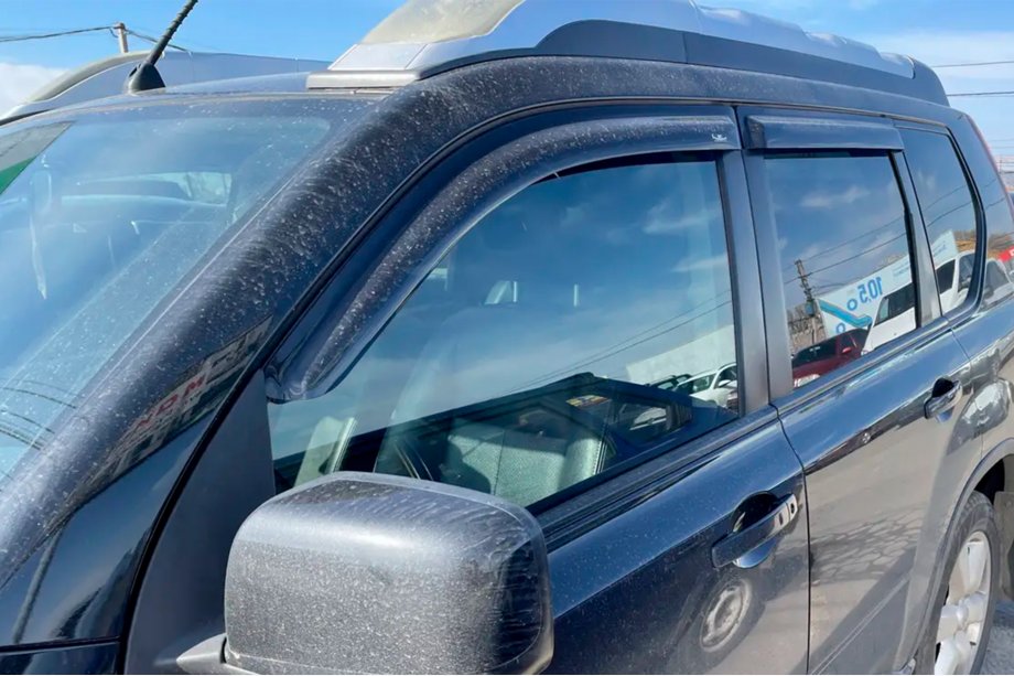 Nissan X-trail T31 2007-2014 Déflecteurs d'air avant (2 pcs, HIC) Image