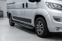 Fiat Ducato 2006-2025 Marchepieds Latéraux Bosphorus Black (2 pcs, Aluminium) photo 1