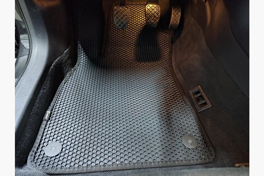 Audi A4 B6 2000-2004 Tapis de Sol en Caoutchouc Carsuit (Noirs) Photo 5