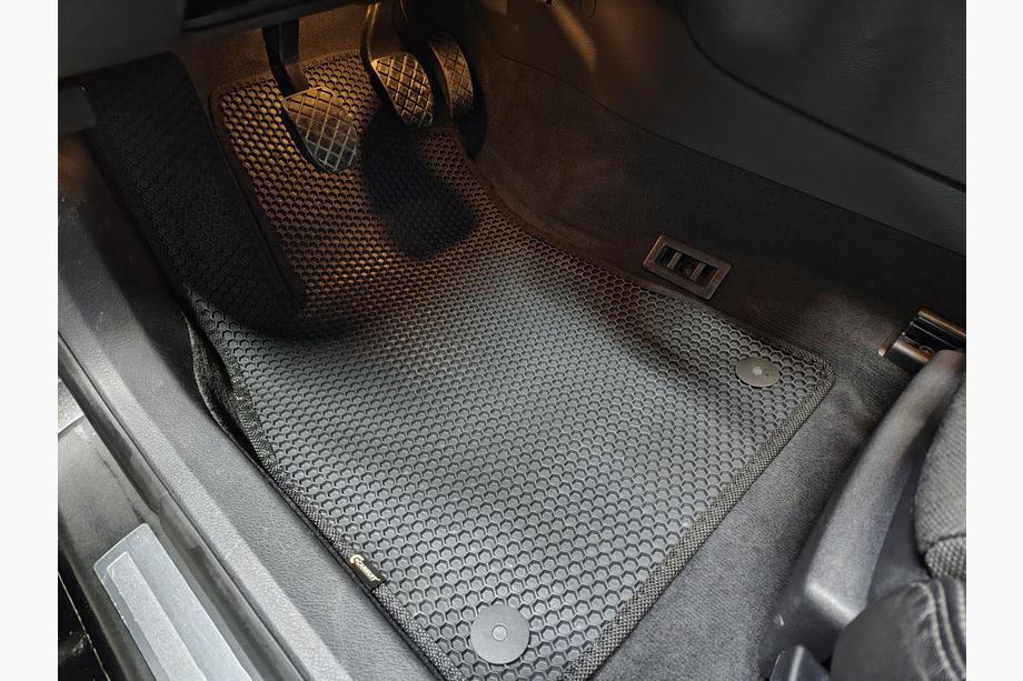 Audi A4 B6 2000-2004 Tapis de Sol en Caoutchouc Carsuit (Noirs) Photo 6