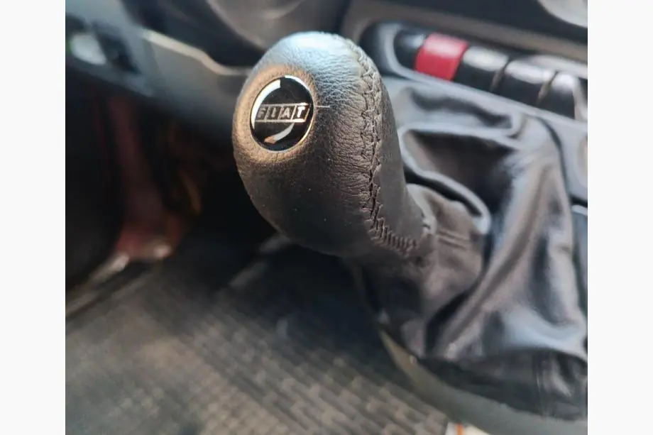 Fiat Scudo 1996-2007 Pommeau de levier de vitesse (cuir) Image