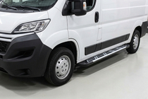 Peugeot Boxer 2006-2025 Marchepieds Latéraux Sunrise (2 pcs, Aluminium) photo 1