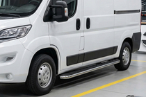 Peugeot Boxer 2006-2025 Marchepieds Latéraux Maydos V1 (2 pcs, Aluminium & Inox) photo 1