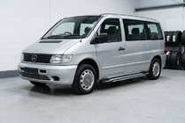 Mercedes Vito W638 1996-2003 Marchepieds Latéraux Rainbow (2 pcs, Aluminium) photo 1