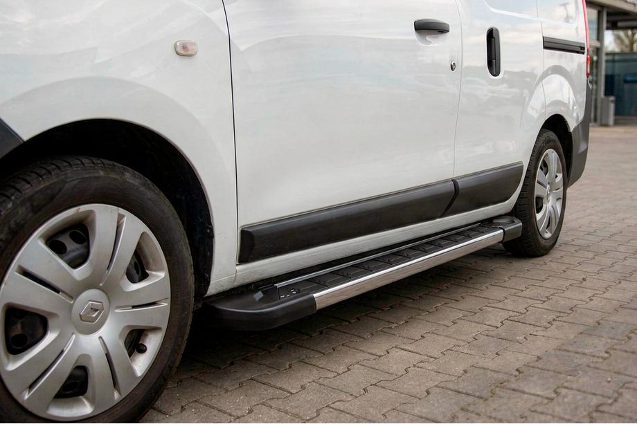 Renault Dokker 2013-2022 Marchepieds Latéraux RedLine V1 (2 pcs, Aluminium) Image
