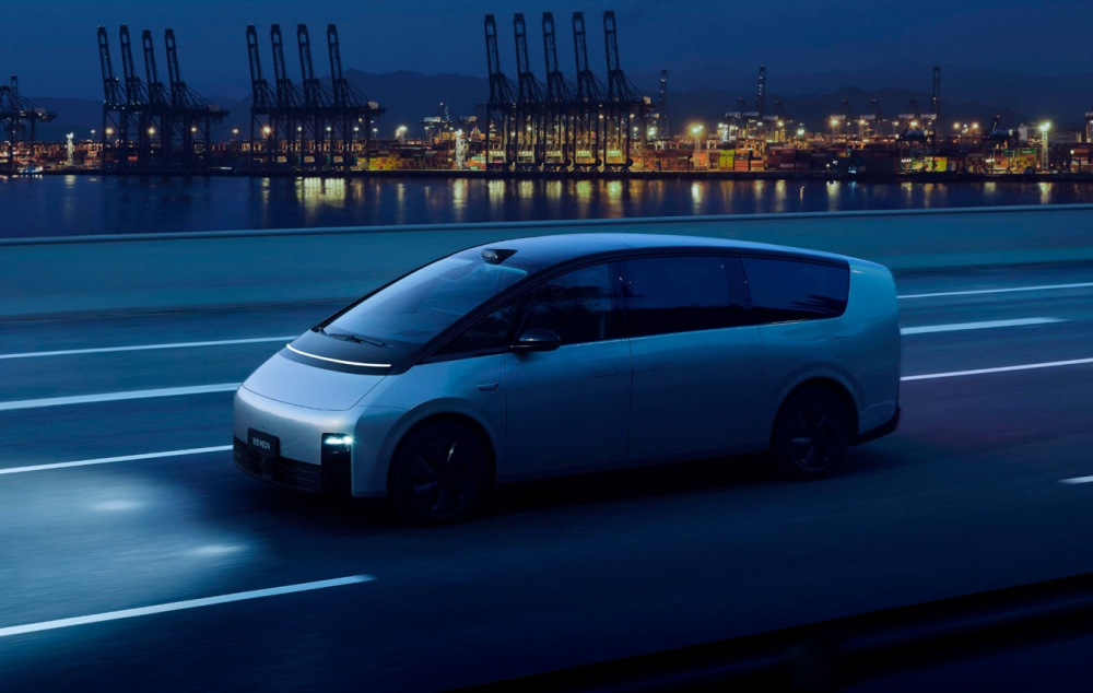 Test du Li Mega : un monospace futuriste avec recharge rapide