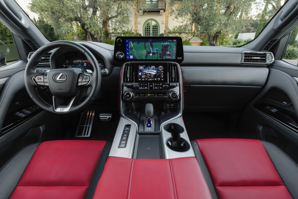 Essai du Lexus LX 700h 2025 : SUV hybride de quatrième génération Photo 7