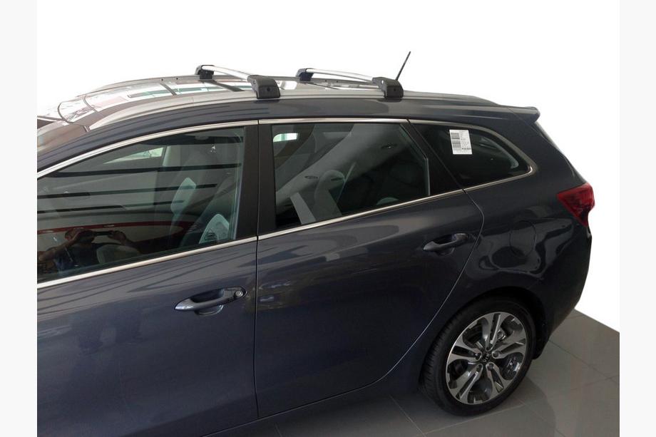 Kia Ceed 2012-2018 Barres de toit (transversales) pour barres longitudinales intégrées verrouillables WingCarrier V2 (2 pcs) Image
