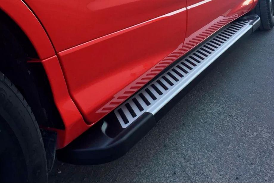 Ford Kuga/Escape 2013-2019 Marchepieds Latéraux Line (2 pcs, Aluminium) Avec baguettes de porte Photo 7
