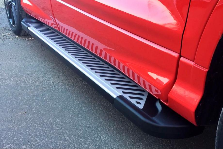 Ford Kuga/Escape 2013-2019 Marchepieds Latéraux Line (2 pcs, Aluminium) Avec baguettes de porte Photo 2