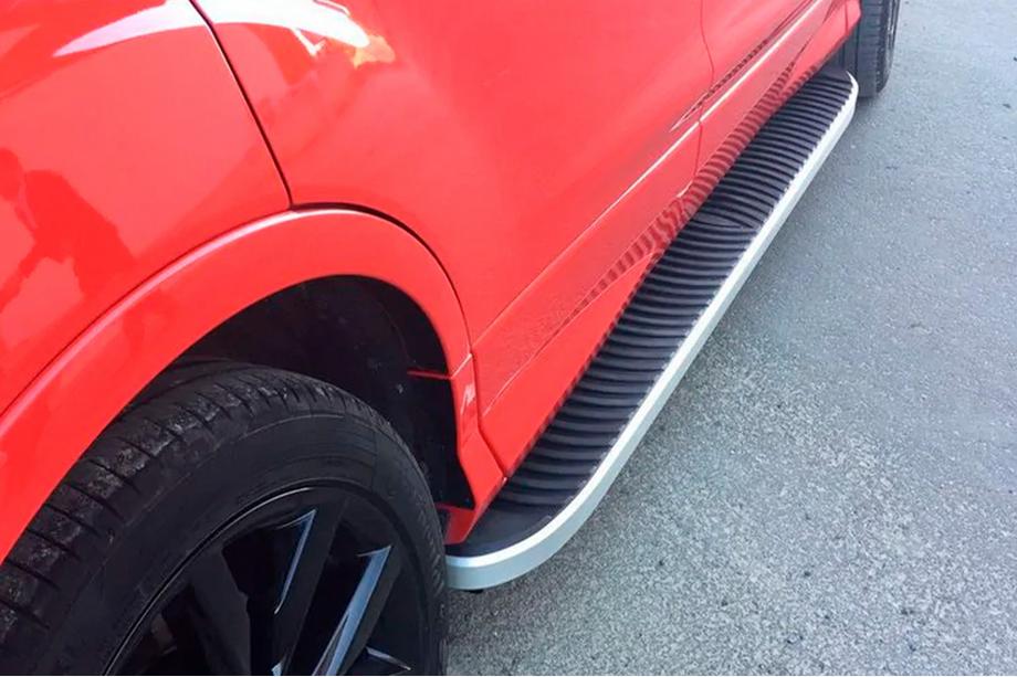 Ford Kuga/Escape 2013-2019 Marchepieds Latéraux Tayga Grey (2 pcs, Aluminium) Avec baguette noire sur les portes Photo 8