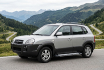 Hyundai Tucson JM 2004- Marchepieds Latéraux Rainbow (2 pcs, Aluminium) photo 1