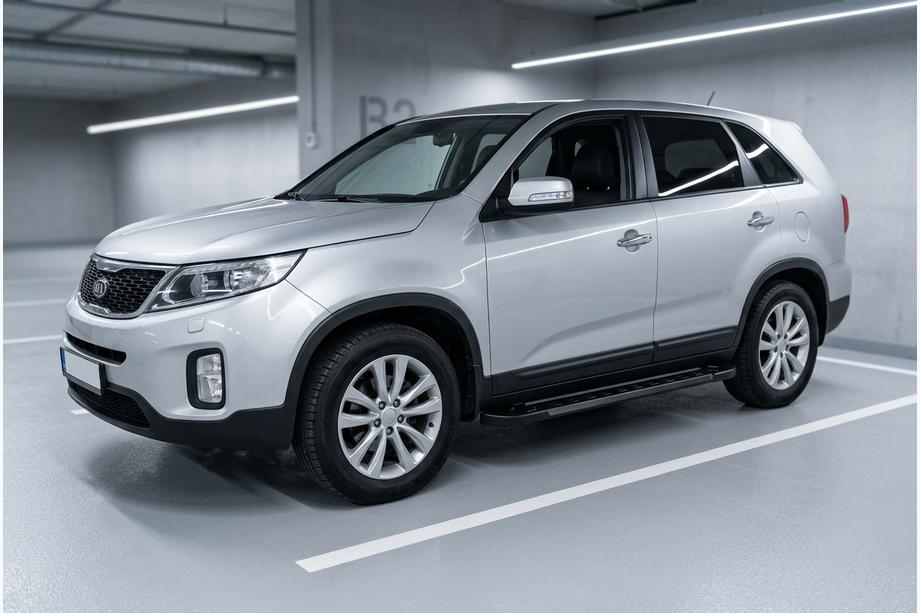 Kia Sorento II XM 2009-2014 Marchepieds Latéraux RedLine Black (2 pcs, Aluminium) 2013-2016 Image