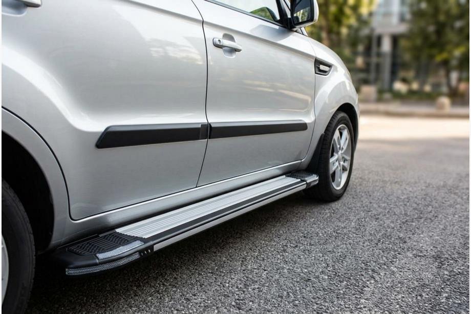 Kia Soul I 2008-2013 Marchepieds Latéraux Rainbow (2 pcs, Aluminium) Image