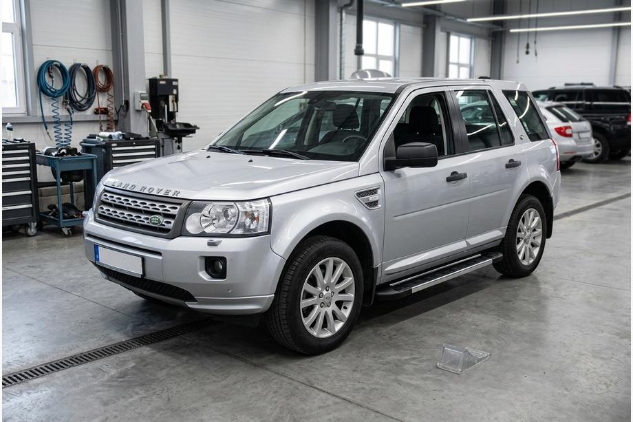 Land Rover Freelander II 2006–2014 Marchepieds Latéraux RedLine V1 (2 pcs, Aluminium) Image