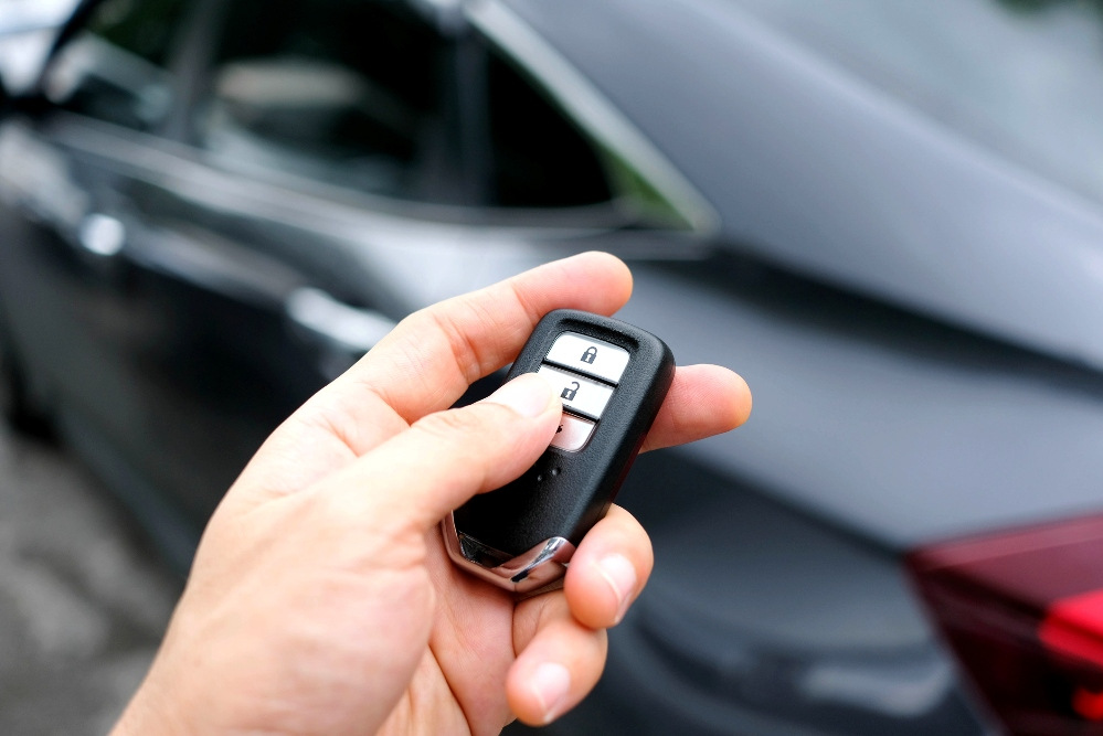 Pourquoi la voiture ne s’ouvre pas avec la télécommande : Causes possibles