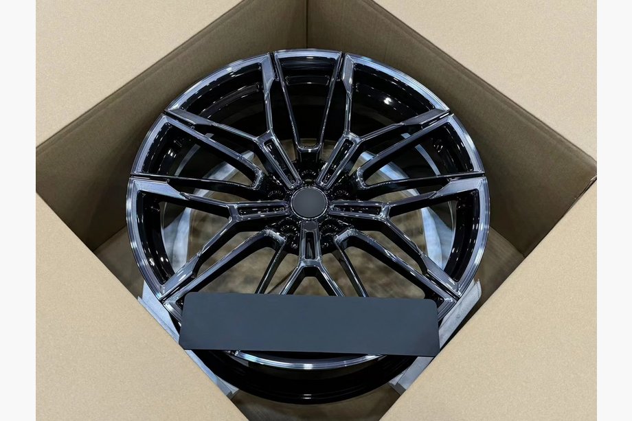 BMW 4 Series G22/23/26 2020- Jantes forgées OEM R20 V3 (Lot de 4) Photo 3