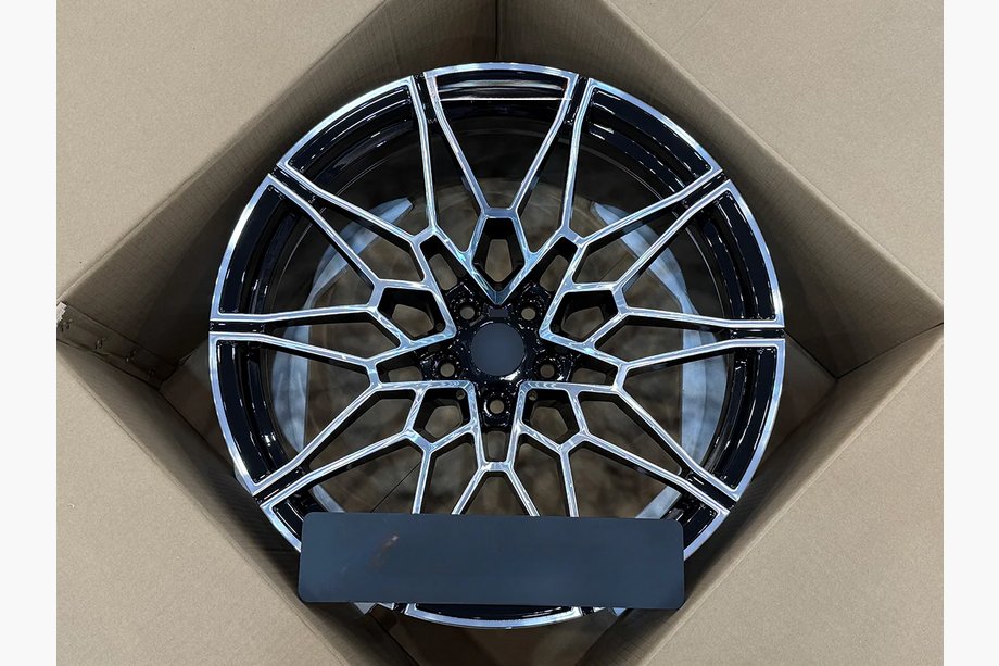 BMW 4 Series G22/23/26 2020- Jantes forgées OEM R19 R20 V6 (Lot de 4) Image