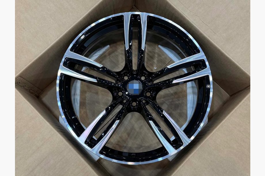BMW I4 (G26) 2022- Jantes forgées OEM R20 V2 (lot de 4) Image