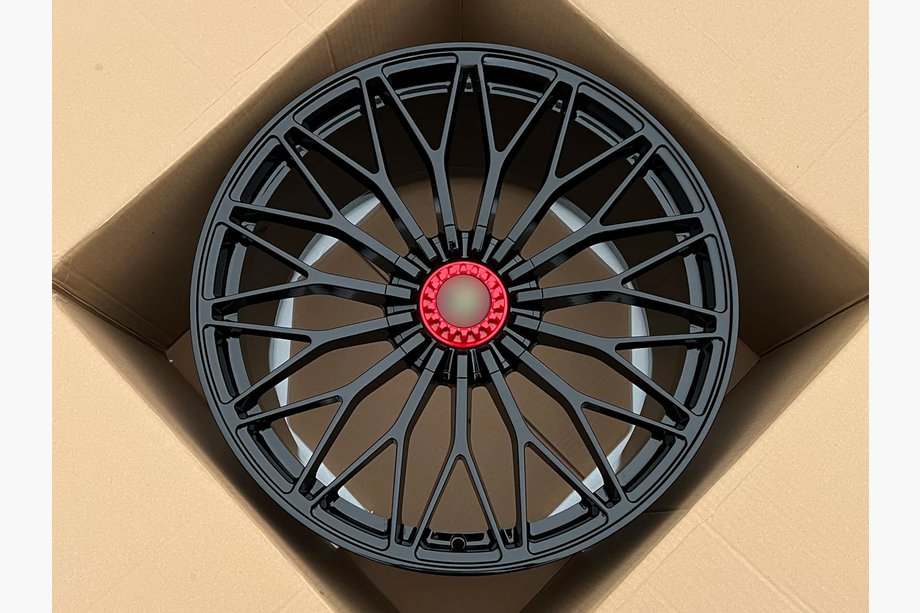 Lamborghini Aventador 2011-2022 Jantes forgées OEM R20 R21 V4 (Lot de 4) Photo 1