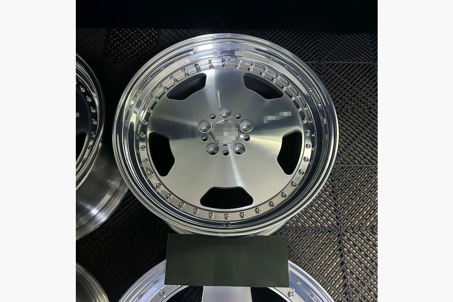 Mercedes SL R230 2001-2011 Jantes forgées OEM R19 (Lot de 4) Image