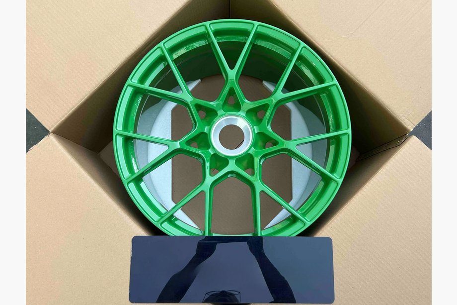 Porsche 911 (992) 2018– Jantes forgées OEM R20 R21 V13 (Lot de 4) Image