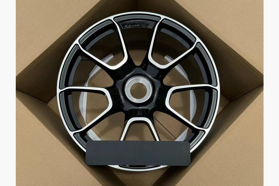 Porsche 911 (992) 2018– Jantes forgées OEM R20 R21 V18 (lot de 4) Image
