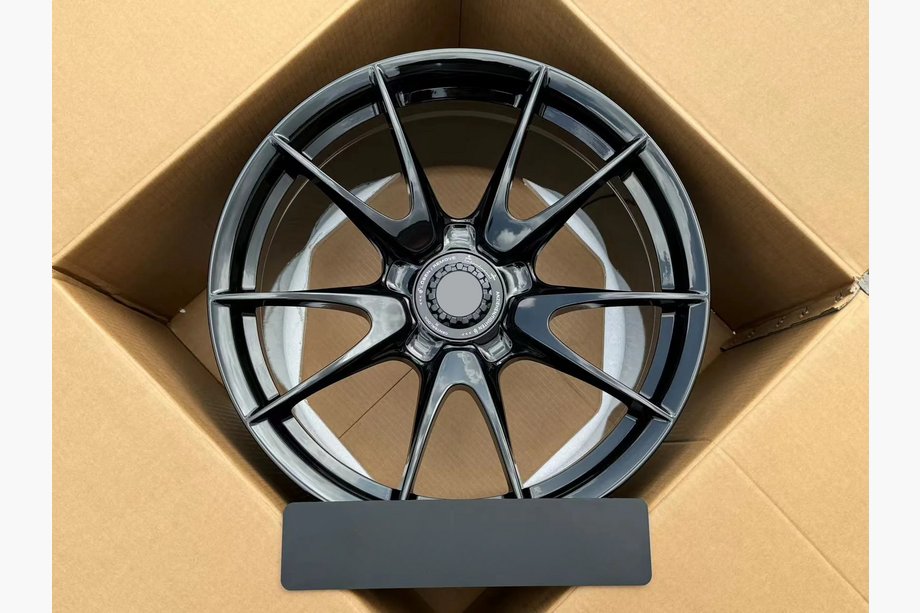 Porsche 911 (997) 2004–2012 Jantes forgées OEM R19 V1 (Lot de 4) Image