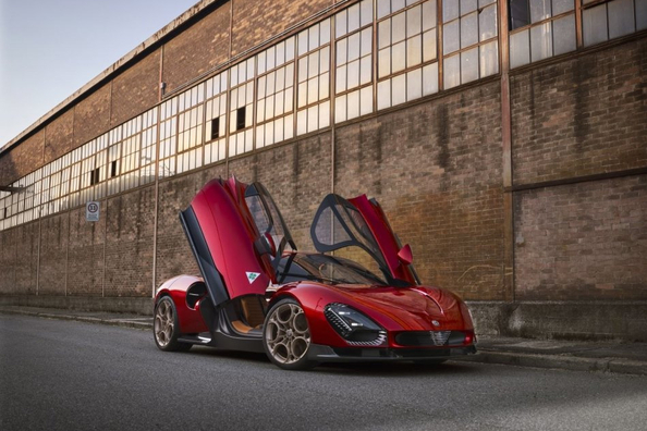 Essai de l’Alfa Romeo 33 Stradale 2023
