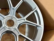 Porsche 911 (992) 2018– Jantes forgées OEM R20 (Lot de 4) photo 10
