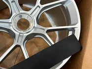 Porsche 911 (992) 2018– Jantes forgées OEM R20 (Lot de 4) photo 11