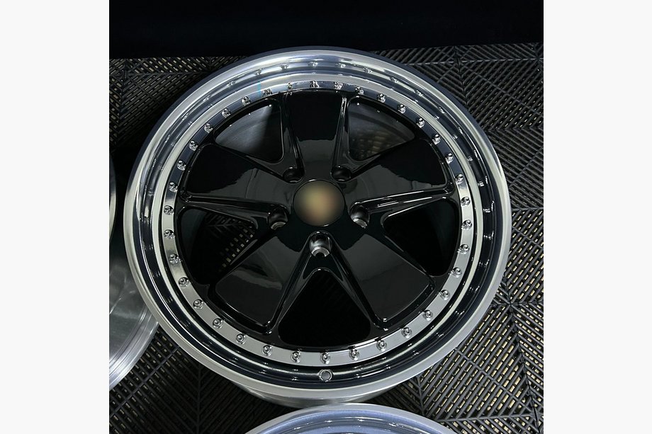 Porsche 911 (991) 2011–2019 Jantes forgées OEM R20 V5 (Lot de 4) Image