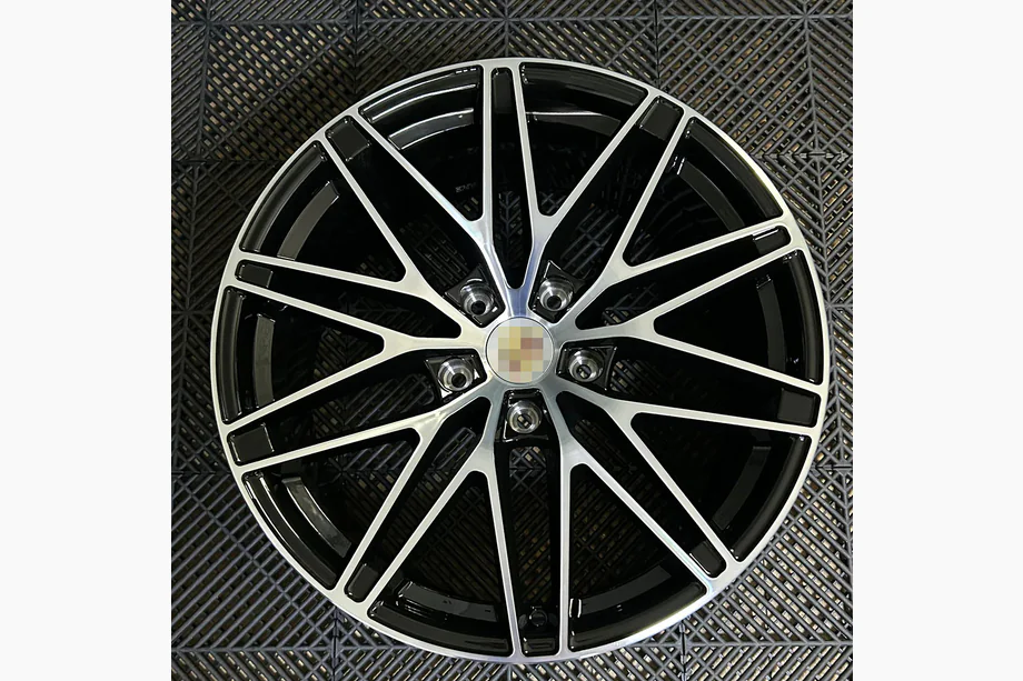 Porsche Macan 2024– Jantes forgées OEM R20 (Lot de 4) Image