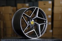 Ferrari F8 Jantes forgées OEM R21 (lot de 4) photo 1