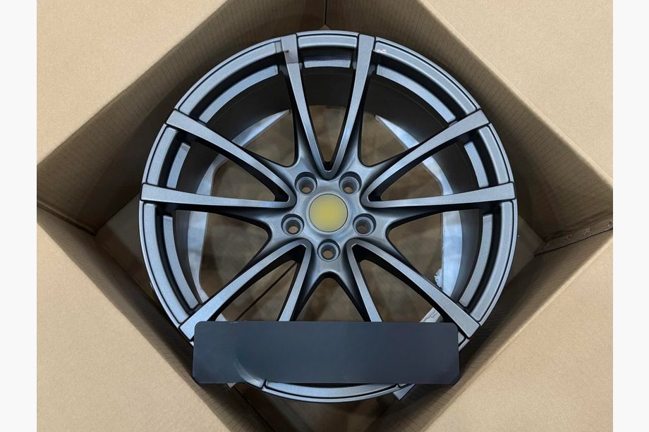 Ferrari F430 Jantes forgées OEM R19 V2 (Lot de 4) Image