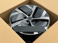 Lucid Air Jantes forgées OEM R19 V2 (Lot de 4) photo 3