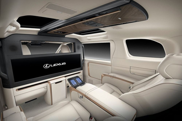 Essai du Lexus LM de deuxième génération : Le summum du confort VIP Photo 3