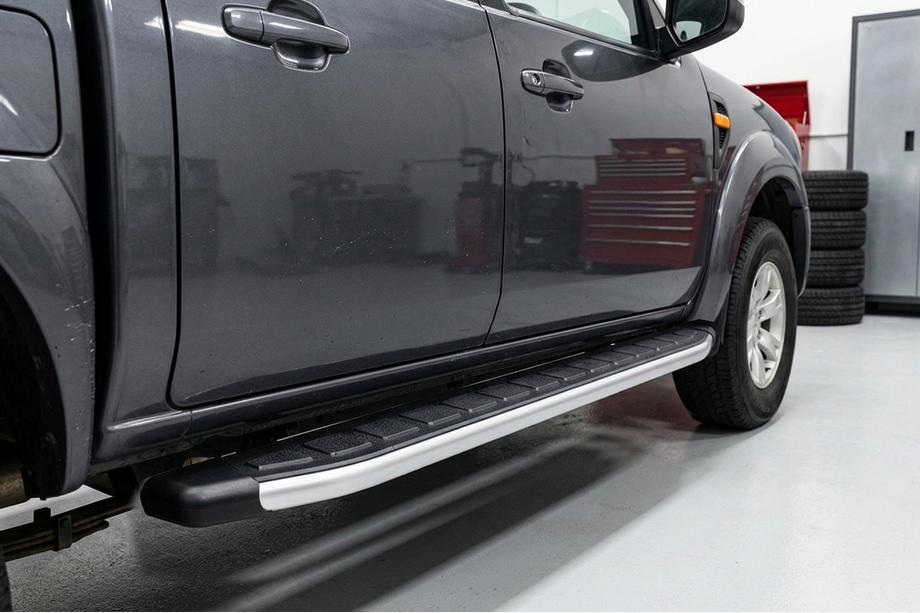 Mazda BT-50 2007-2012 Marchepieds Latéraux Fullmond (2 pcs, aluminium) Image