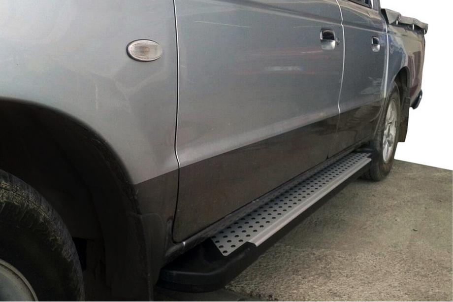 Mazda BT-50 2007-2012 Marchepieds latéraux type X5 (2 pcs, aluminium) Image