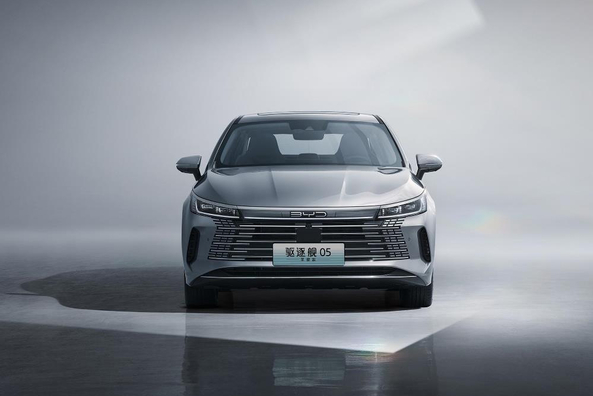 BYD Destroyer 05 DM-i : essai de la berline hybride 2024