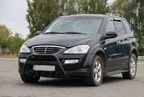 SsangYong Action 2005-2018 Pare-buffle WT004 Noir (Inox) photo 1