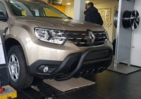 Renault Duster 2018-2024 Pare-buffle sans inscription WT003 Noir (inox) photo 8