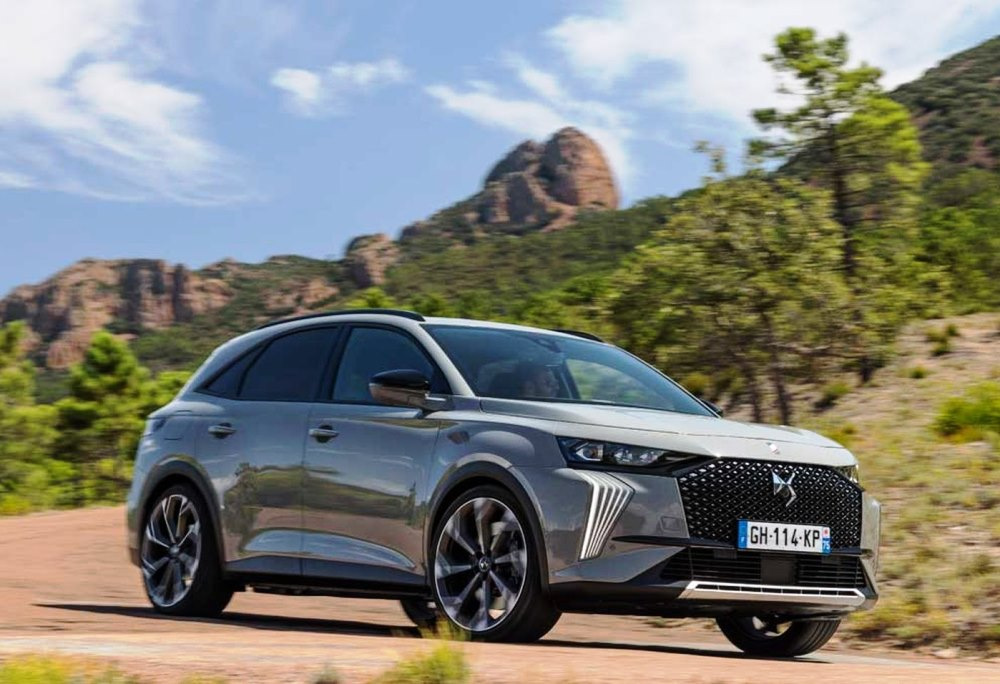 DS 7 : Crossover français haut de gamme axé sur l’élégance