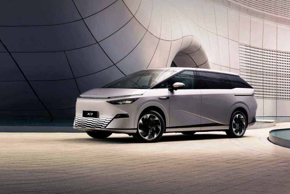 Essai du XPeng X9 : MPV électrique futuriste pour les voyages en famille