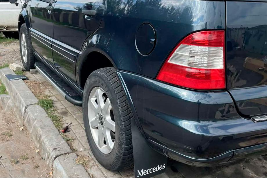 Mercedes ML W163 1997-2005 Marchepieds Latéraux Duru (2 pcs, Aluminium) Image