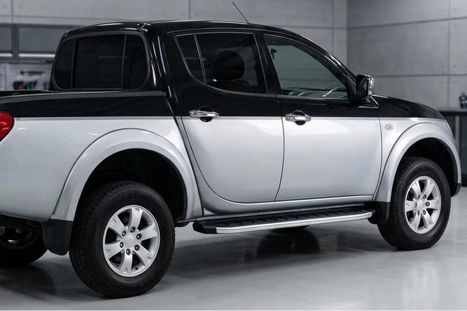 Mitsubishi L200 2006-2015 Marchepieds Latéraux Fullmond (2 pcs, Aluminium) Image