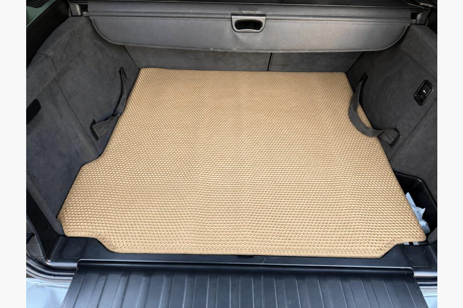 BMW X5 E70 2007-2013 Tapis de coffre en caoutchouc Carsuit (Beige) Photo 1
