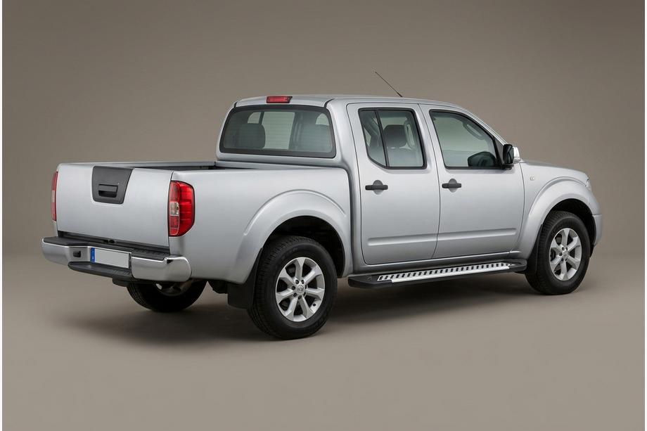 Nissan Navara 2006-2015 Marchepieds Latéraux Line (2 pcs, Aluminium) Image