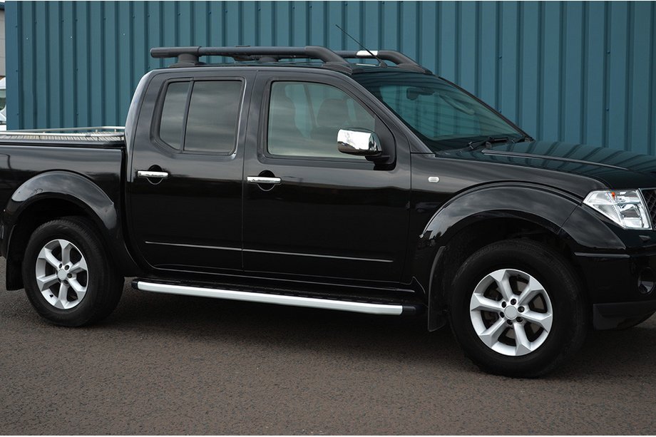 Nissan Navara 2006-2015 Marchepieds latéraux Fullmond (2 pcs, aluminium) Image